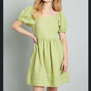 NWT PRINCESS HIGHWAY MODCLOTH Size 6 Spring At The Chance Babydoll Dress Lime‎